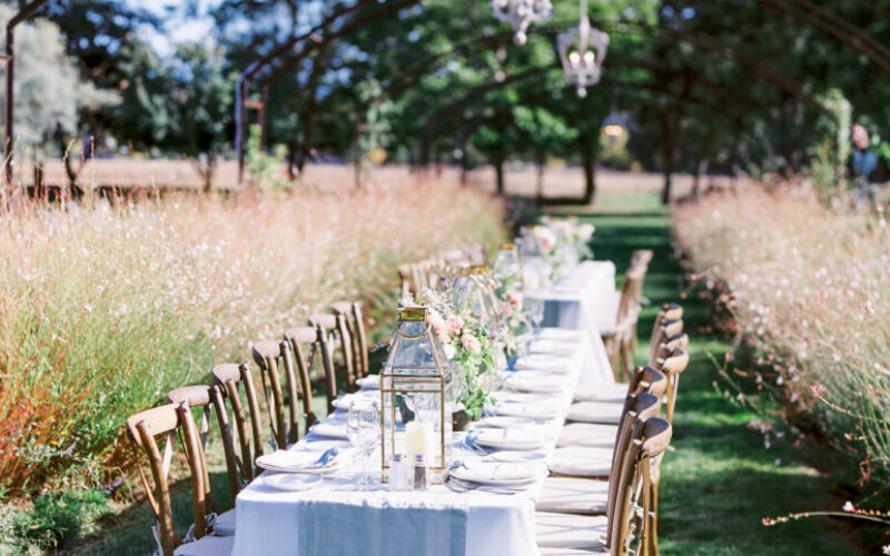 Farm Table Allee
